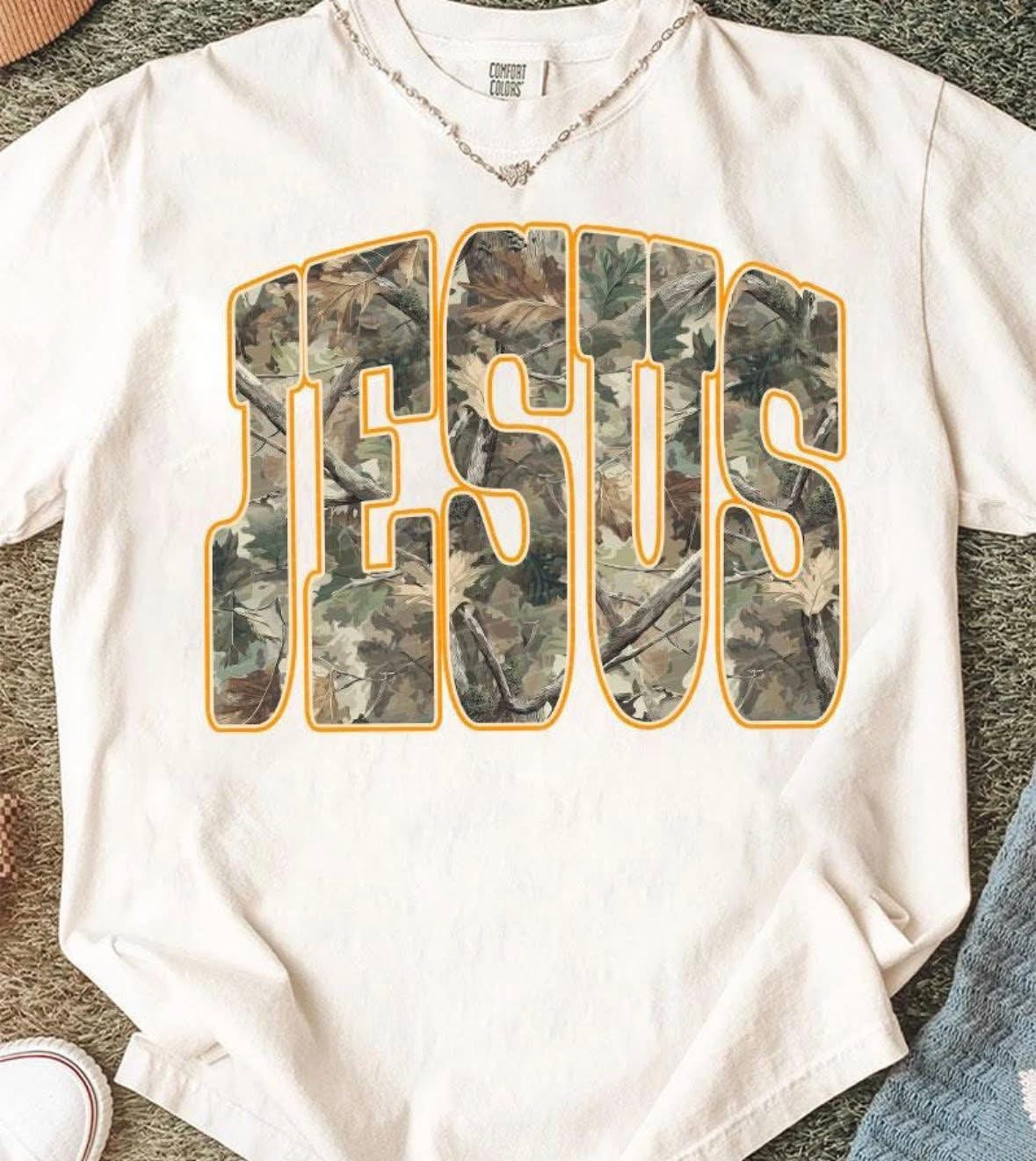 Comfort Color Camo Worship