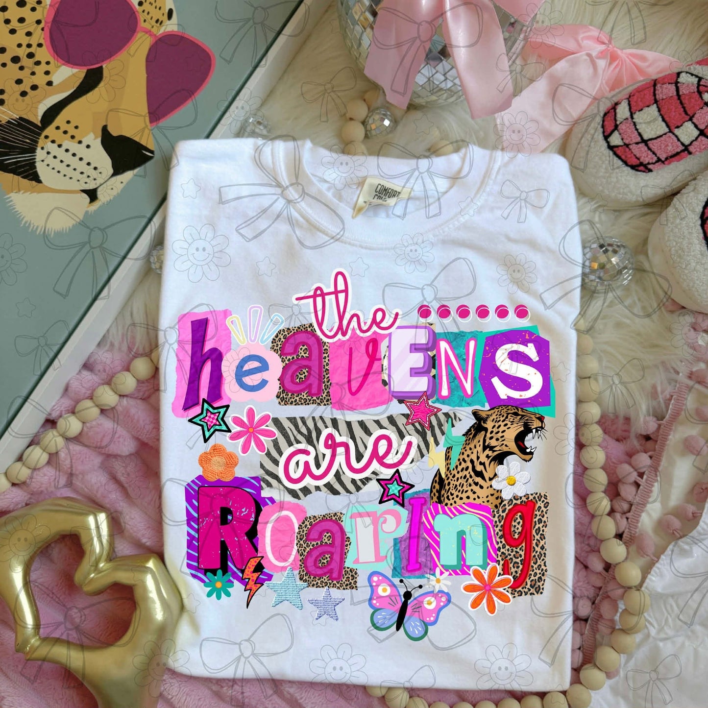 The heavens are roaring