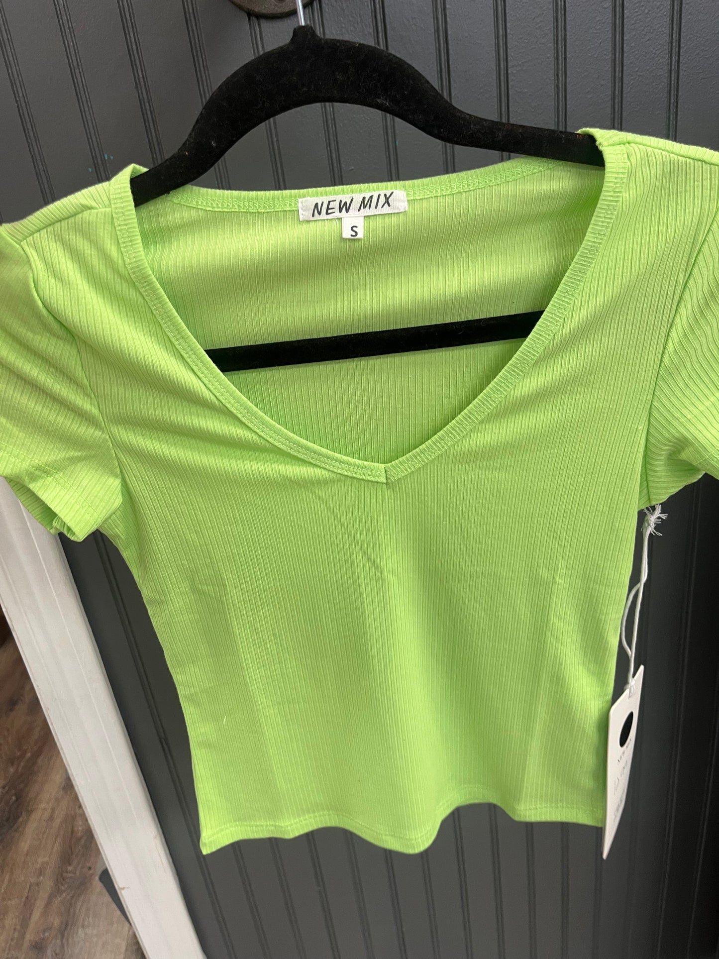 Long crop tees