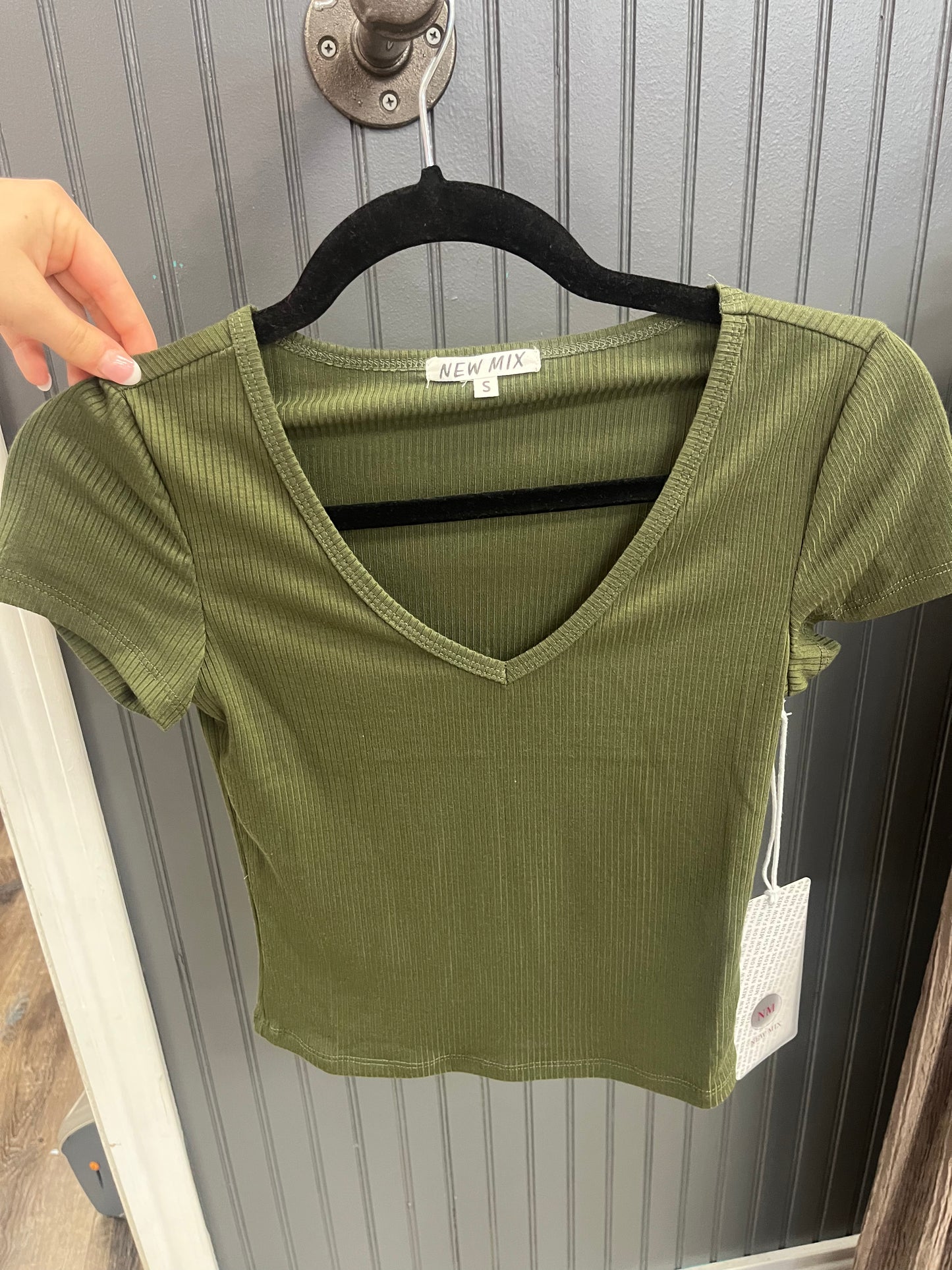 Long crop tees
