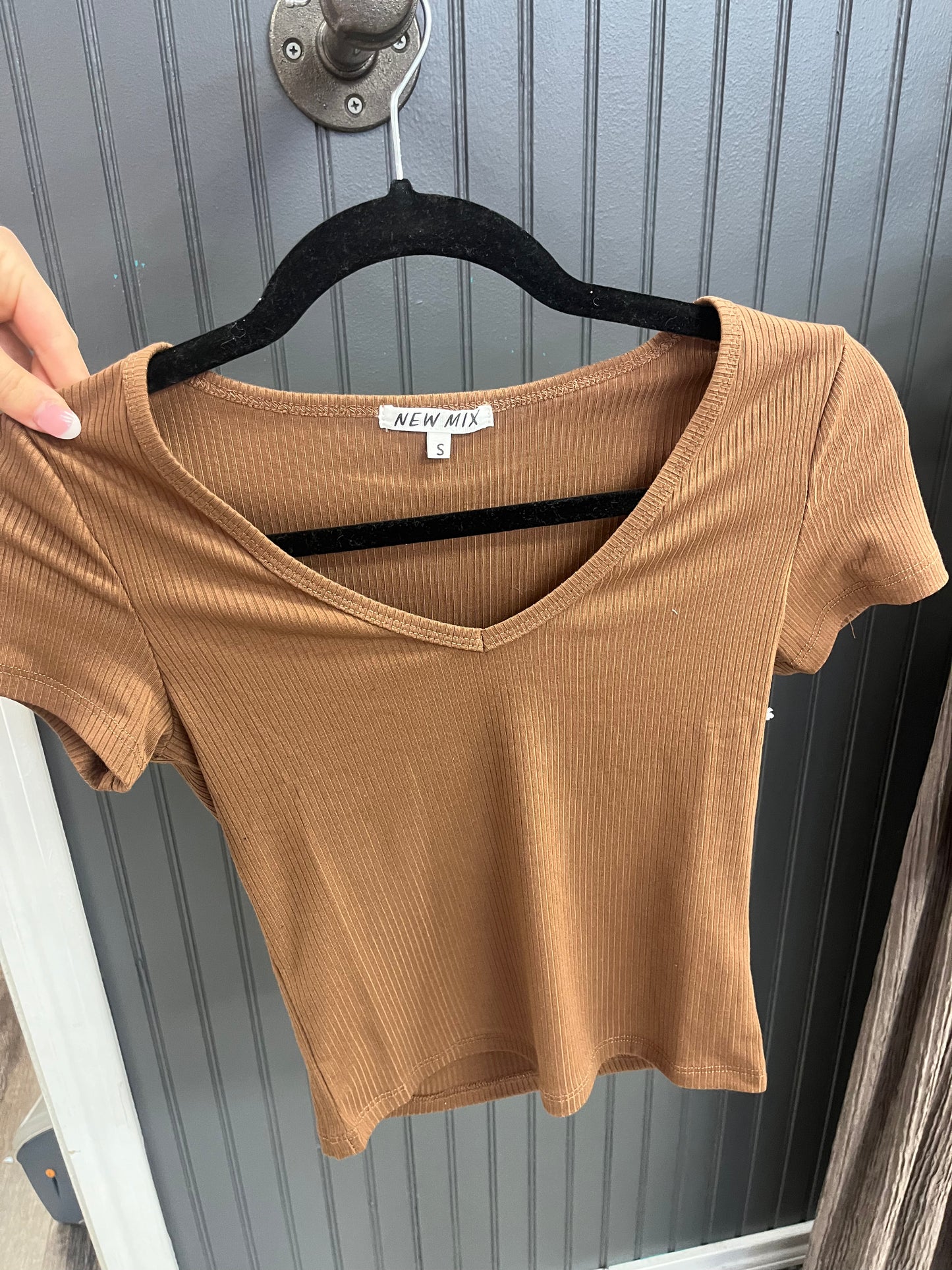 Long crop tees