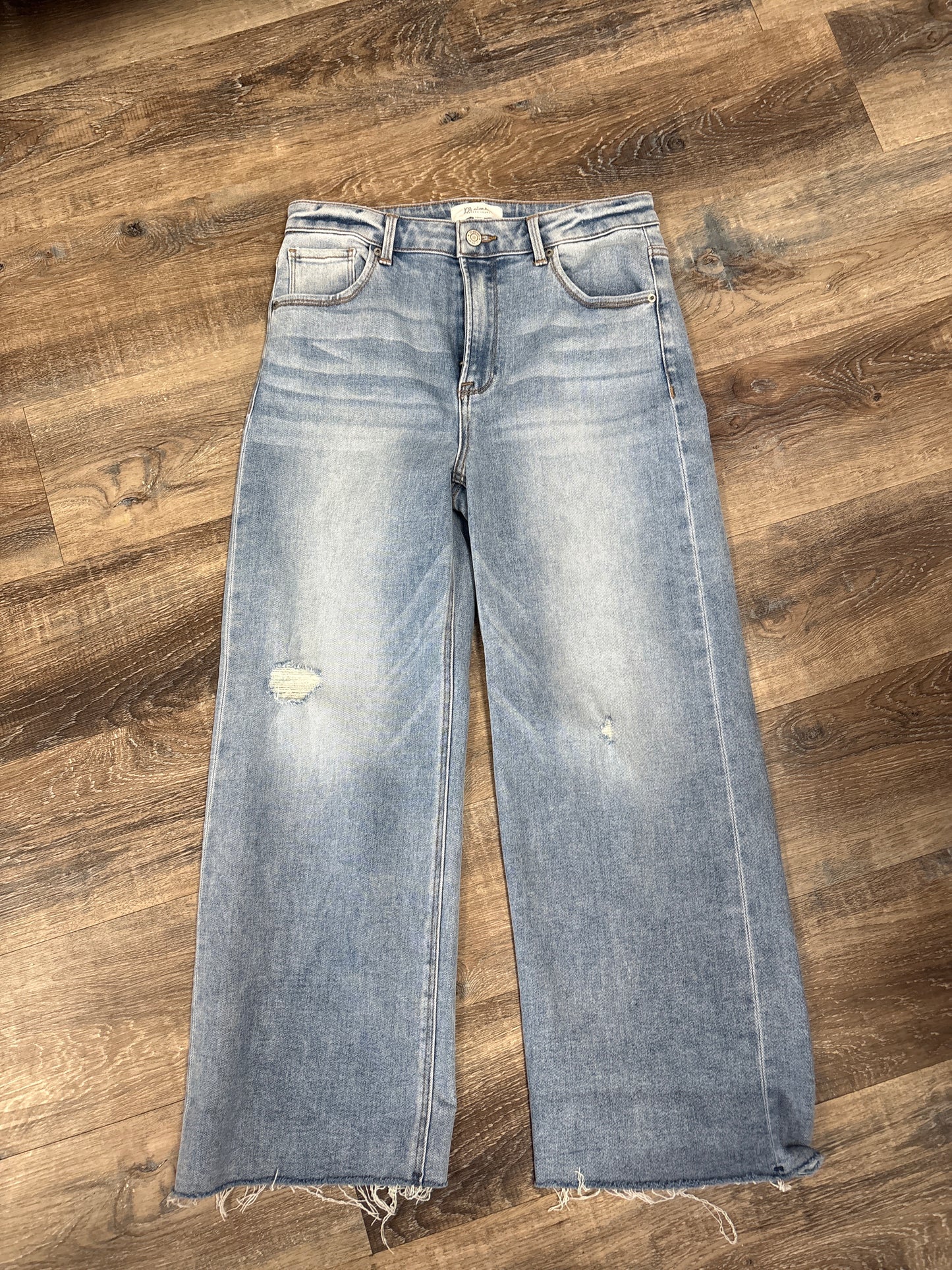 Eleven jeans light wash