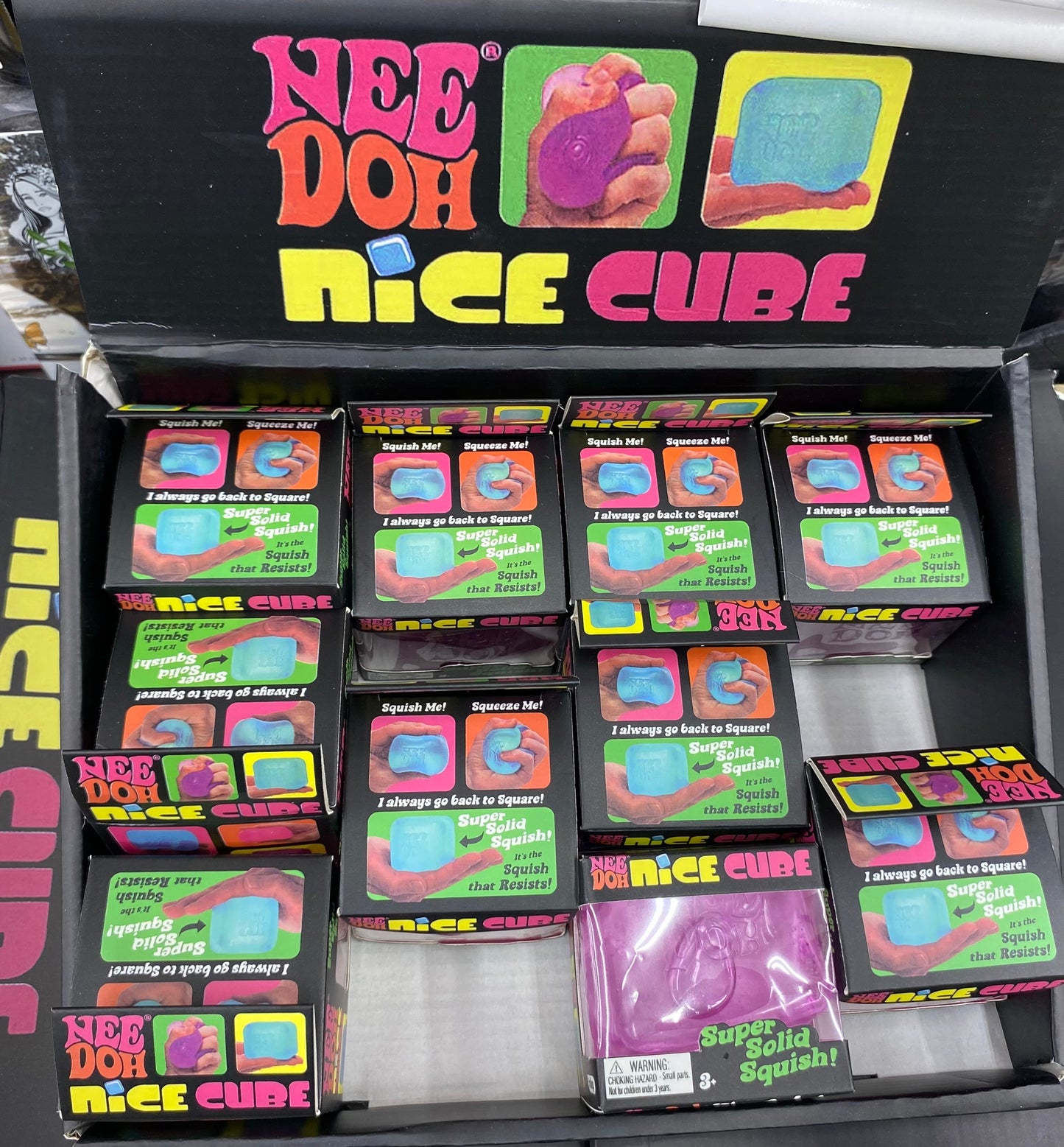 NeeDoh cube