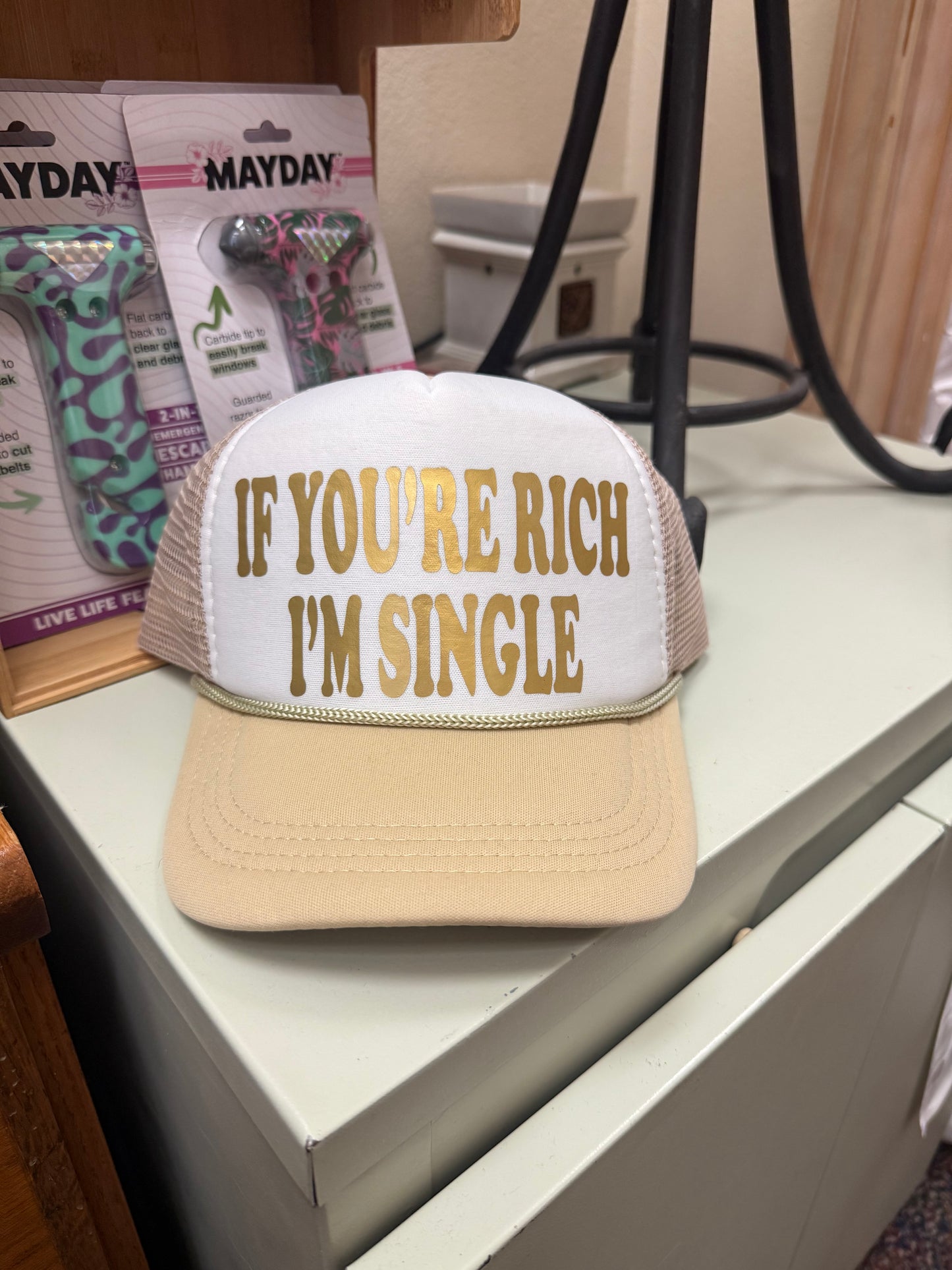 If your rich I’m single