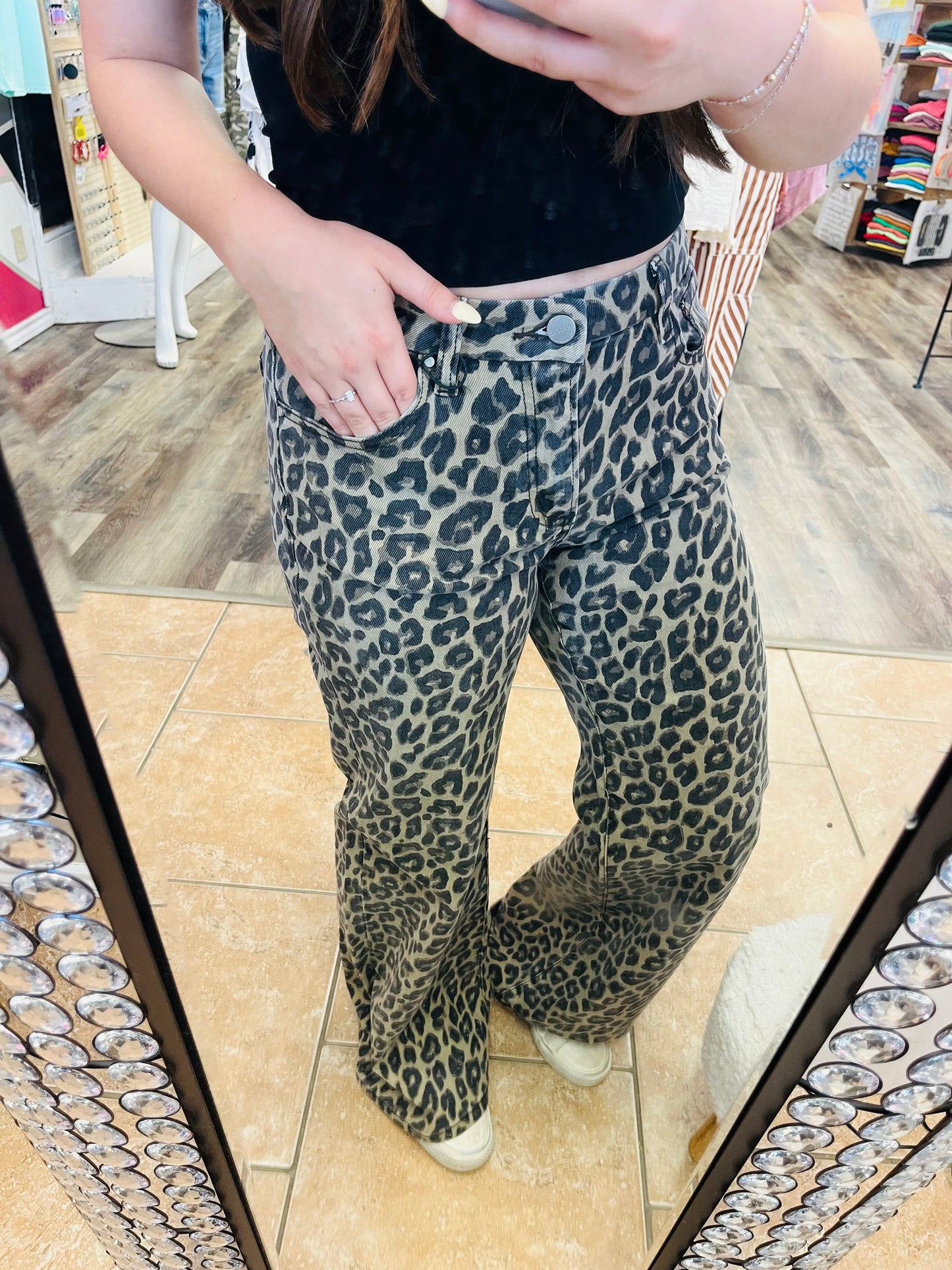 Risen Leopard Flare