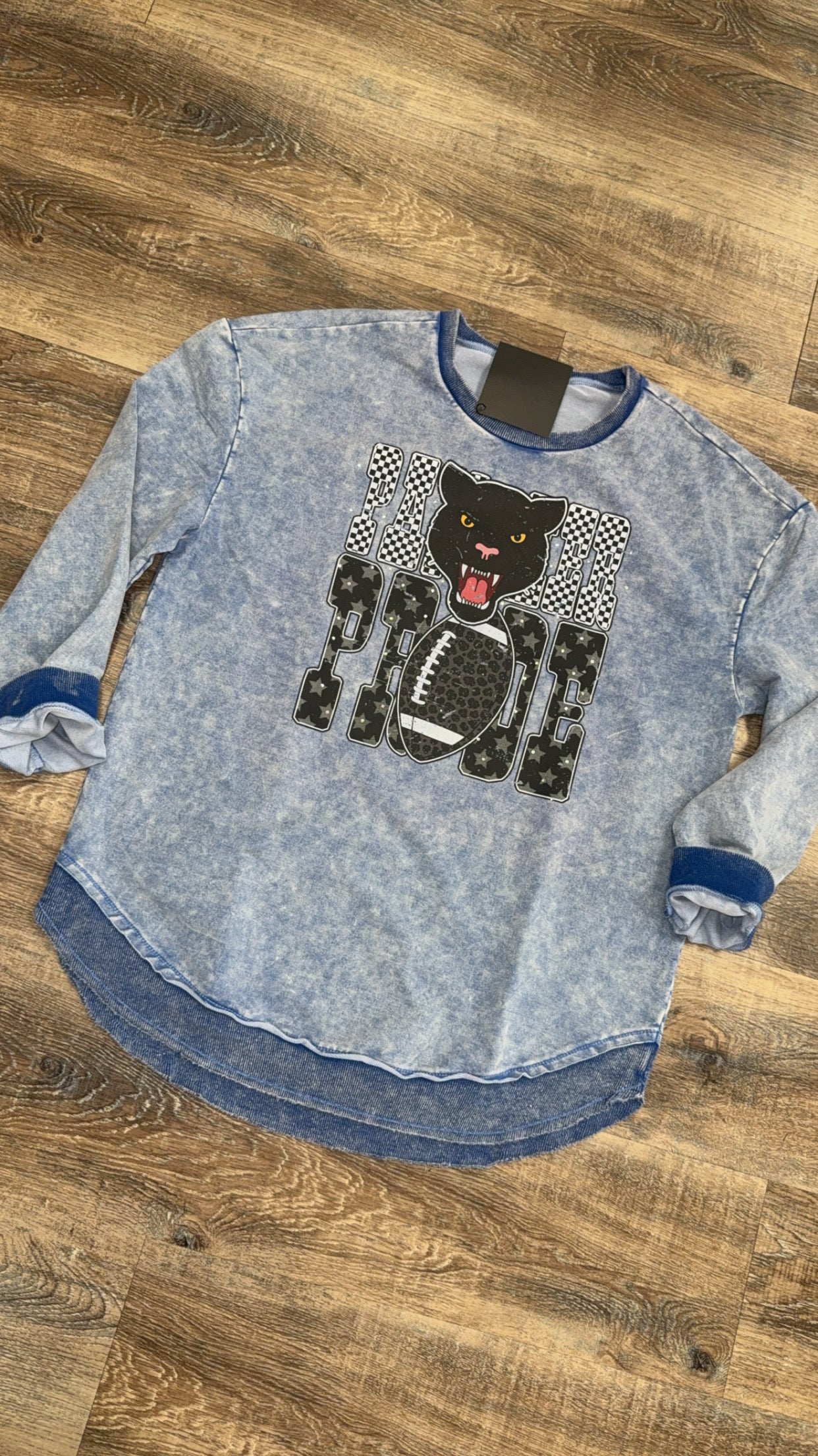 Oversized mineral wash panther sweater w/rhinestone