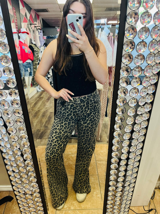Risen Leopard Flare