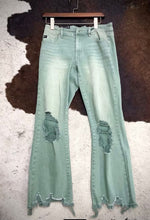 Load image into Gallery viewer, Cropped &amp; Distressed Color Denim
