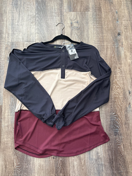 Navy, crème, maroon top